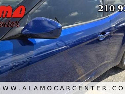 Used 2016 Hyundai Veloster w/ Option Group 02 FWD image 9