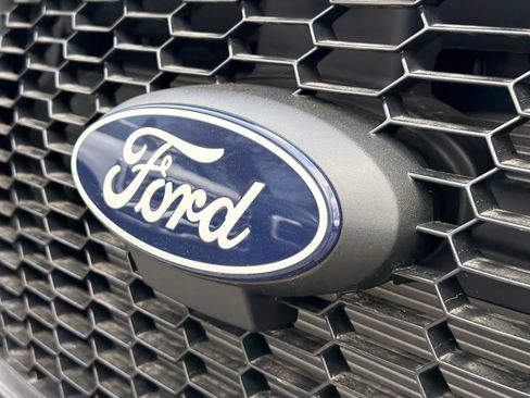 New 2026 Ford Transit 150 Low Roof RWD image 17