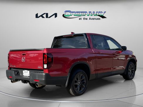 Used 2023 Honda Ridgeline Sport image 7