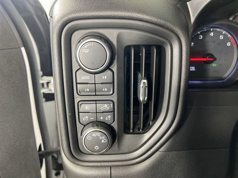 Used 2020 Chevrolet Silverado 1500 Custom Trail Boss w/ Custom Convenience Package image 17