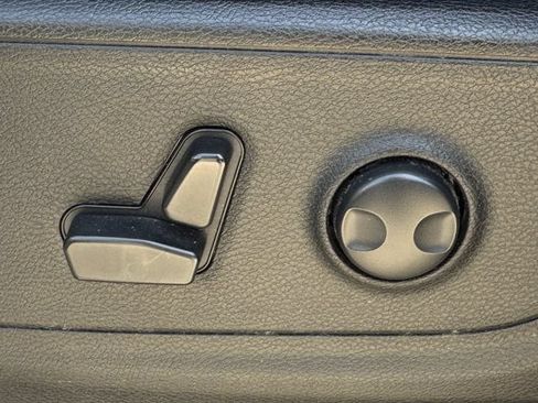 Used 2023 RAM 1500 Big Horn AWD/4WD image 27