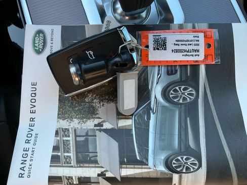 Used 2023 Land Rover Range Rover Evoque S AWD/4WD image 13