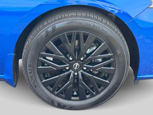 Used 2025 Nissan Altima 2.5 SV w/ SV Special Edition Package image 8