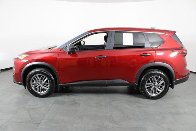 Certified 2025 Nissan Rogue S FWD image 14