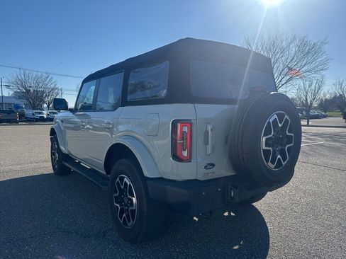Used 2024 Ford Bronco Outer Banks image 7