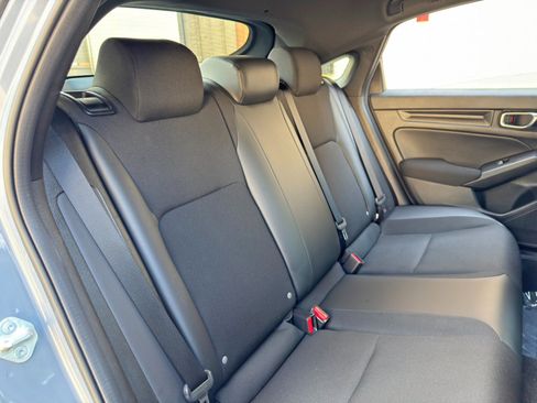 Used 2023 Honda Civic Sport image 32