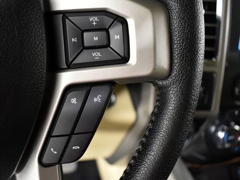 Used 2016 Ford F150 Lariat image 33