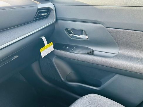 New 2026 Nissan Kicks SV image 24