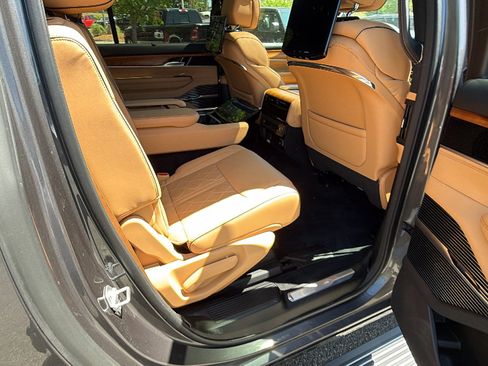 Used 2024 Jeep Grand Wagoneer L Series III w/ Rear Seat Video Group 1 image 22