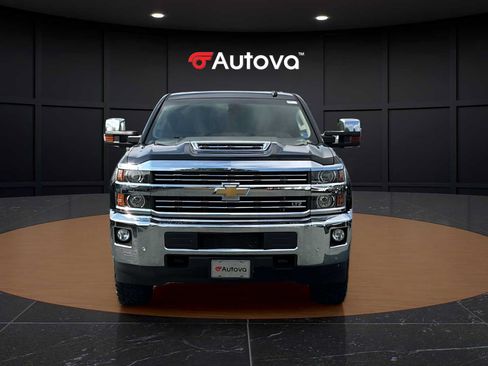 Used 2018 Chevrolet Silverado 2500 LTZ w/ Duramax Plus Package AWD/4WD image 8