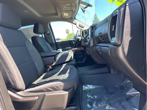Used 2023 Chevrolet Silverado 2500 LT w/ Convenience Package AWD/4WD image 11