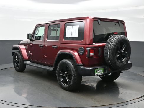 Used 2021 Jeep Wrangler Unlimited Sahara AWD/4WD image 5