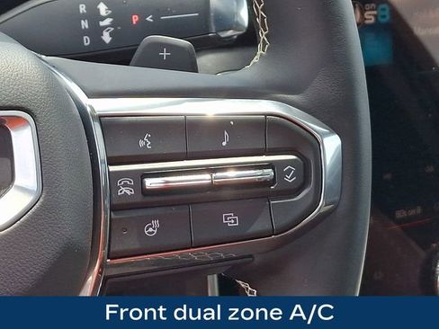 Used 2026 GMC Acadia Denali Ultimate w/ LPO, Floor Liner Package AWD/4WD image 8