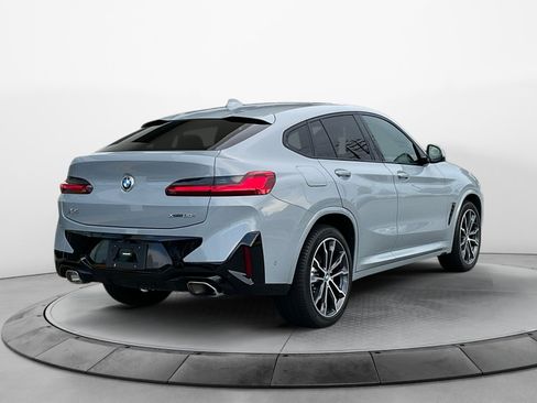 Used 2023 BMW X4 xDrive30i w/ M Sport Package AWD/4WD image 7