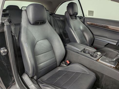 Used 2011 Mercedes-Benz E 350 Cabriolet image 23