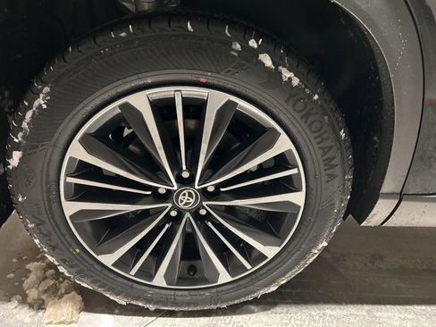 New 2026 Toyota Grand Highlander AWD Hybrid image 22