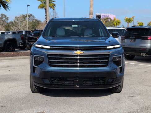 New 2026 Chevrolet Traverse High Country image 3