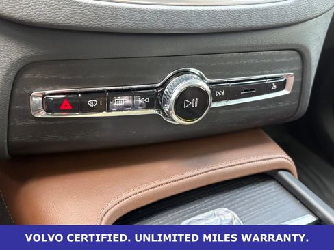 Certified 2024 Volvo XC90 T8 Ultimate w/ Protection Package Premier AWD/4WD image 24