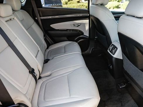 Certified 2023 Hyundai Tucson Limited w/ Cargo Package image 22