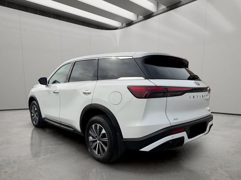 Used 2024 INFINITI QX60 Pure image 3