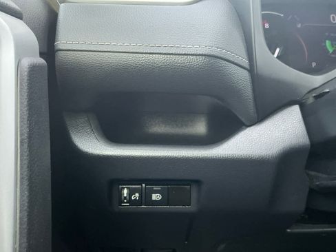 Used 2024 Toyota RAV4 XLE image 20