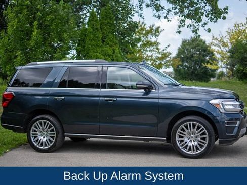 Used 2023 Ford Expedition Limited AWD/4WD image 4