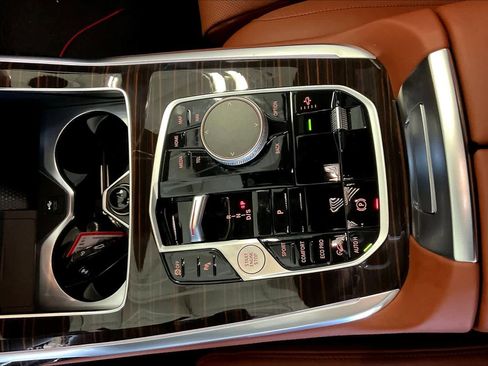 New 2026 BMW X7 xDrive40i w/ M Sport Package image 7