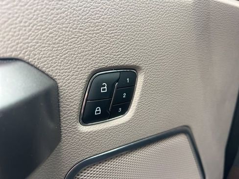 Used 2019 Ford F250 Limited image 37