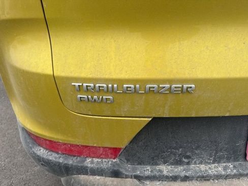 Used 2024 Chevrolet TrailBlazer ACTIV w/ Driver Confidence Package image 12