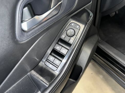 Used 2024 Nissan Rogue SV AWD/4WD image 8