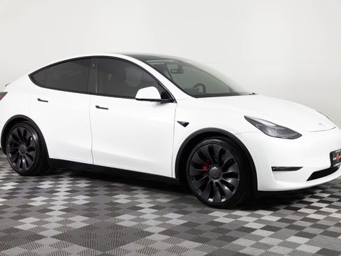 Used 2021 Tesla Model Y Performance AWD/4WD image 10