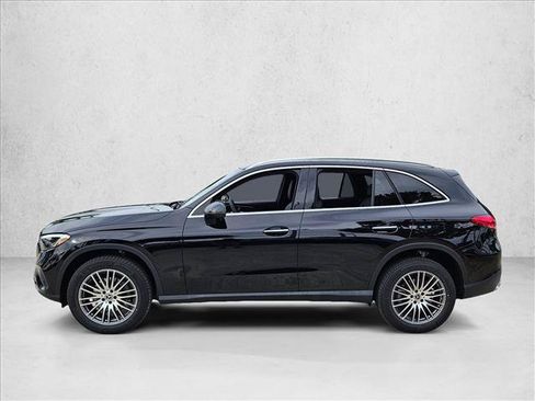 Used 2026 Mercedes-Benz GLC 300 image 5