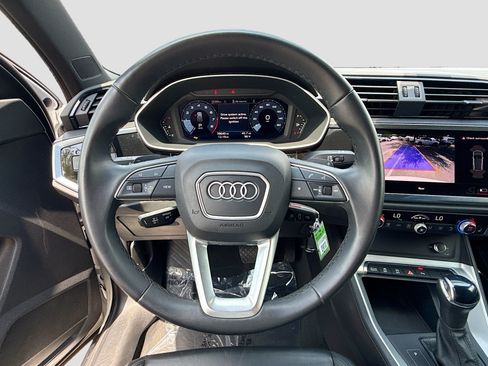 Used 2025 Audi Q3 2.0T Premium AWD/4WD image 37
