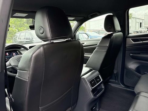 Used 2024 Volkswagen Atlas Cross Sport SE FWD image 14