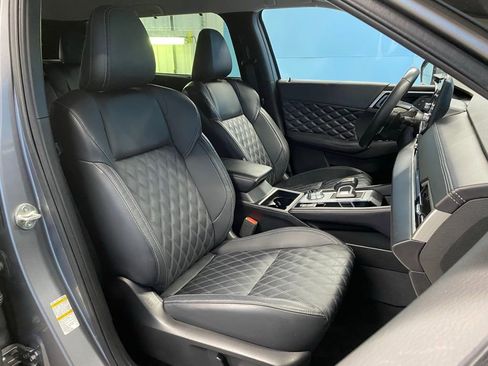 Used 2023 Mitsubishi Outlander SEL image 54