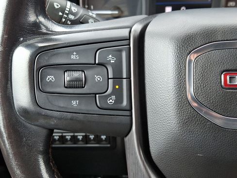 Used 2020 GMC Sierra 2500 AT4 w/ AT4 Premium Package AWD/4WD image 21