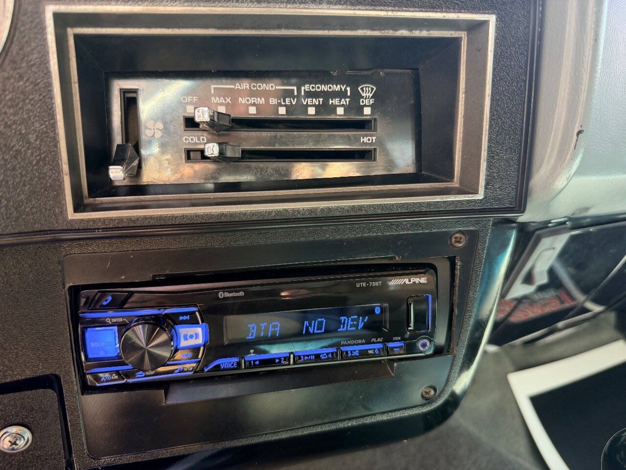Used 1987 GMC Sierra 3500 4x4 Crew Cab image 30