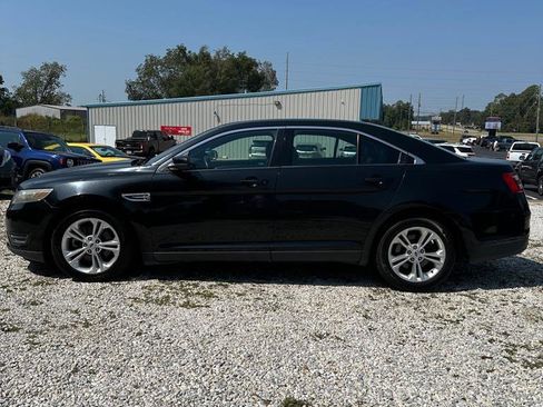 Used 2014 Ford Taurus SEL image 4