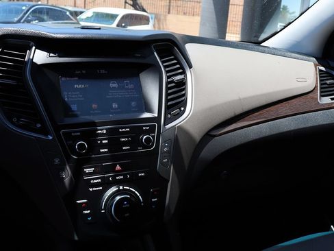 Used 2017 Hyundai Santa Fe Sport FWD image 44