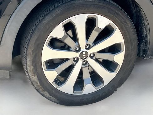 Used 2020 Kia Telluride EX w/ EX Premium Package AWD/4WD image 34