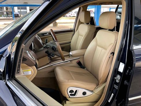 Used 2012 Mercedes-Benz GL 450 4MATIC image 7