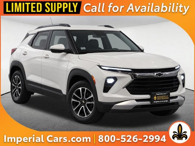 Used 2025 Chevrolet TrailBlazer LT AWD/4WD image 1