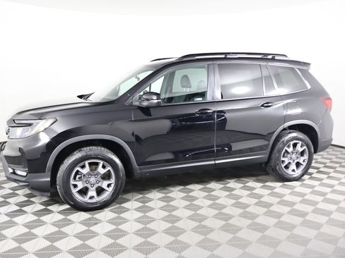 Used 2022 Honda Passport TrailSport image 9