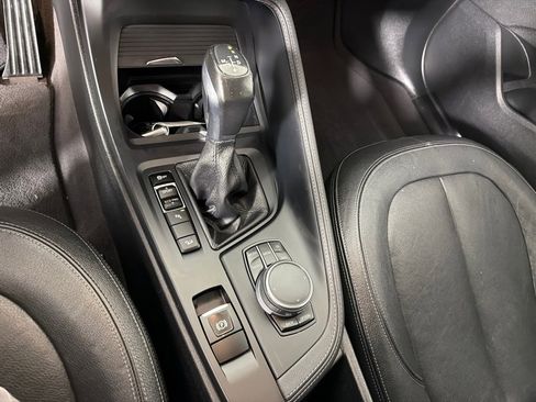 Used 2017 BMW X1 xDrive28i w/ Premium Package image 19