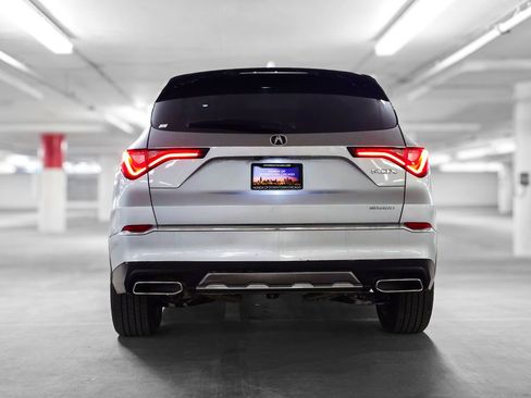 Used 2025 Acura MDX SH-AWD image 8