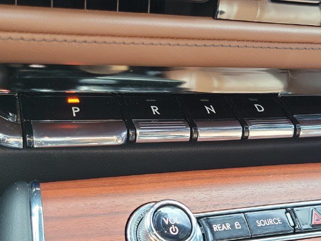 Used 2024 Lincoln Aviator Reserve w/ Equipment Group 201A AWD/4WD image 21