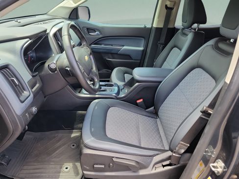 Used 2019 Chevrolet Colorado Z71 RWD image 24