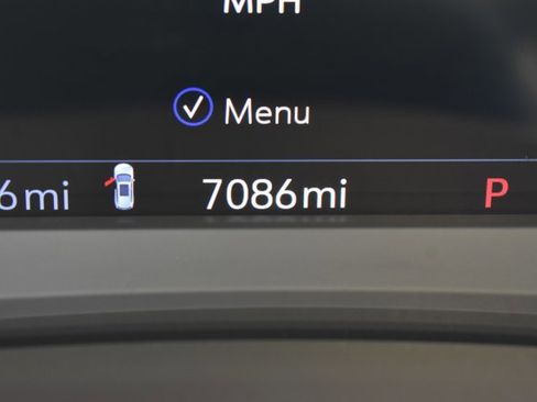 Used 2024 Cadillac XT6 Premium Luxury w/ Technology Package image 25