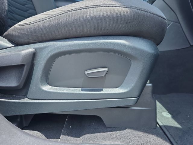 Used 2020 Ford Explorer XLT RWD image 33