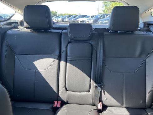 Used 2015 Ford Focus SE w/ Equipment Group 201A FWD image 22